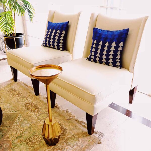 Signatum Side Table - Image 3