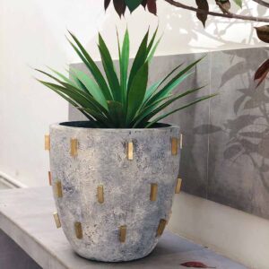 Pluma Floor Planter