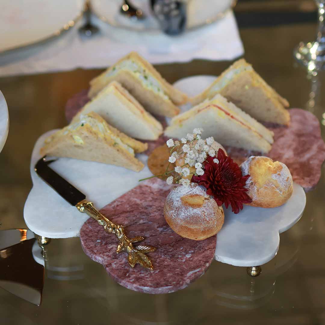Flora Platter-Lifestyle