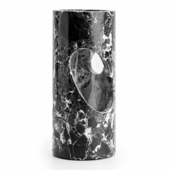 Nura Vase